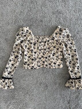 Vintage Inspired Cream Floral Puff Sleeve Crop Top - Square Neck